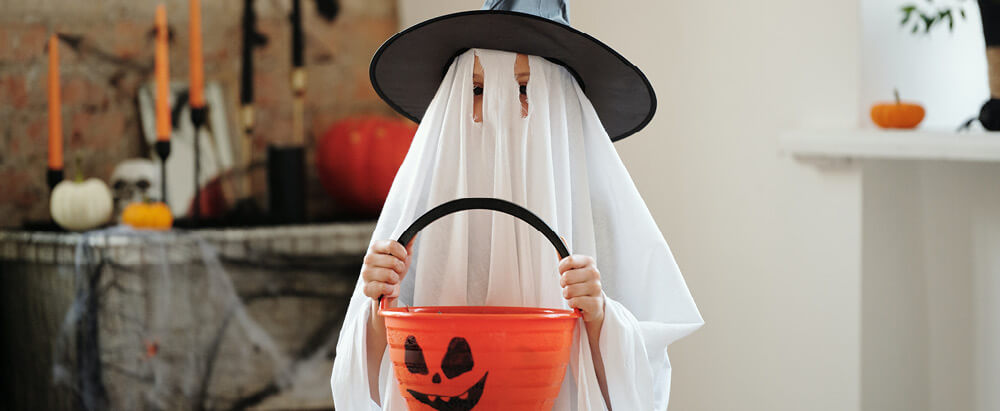 Halloween Trick or Treat Ghost